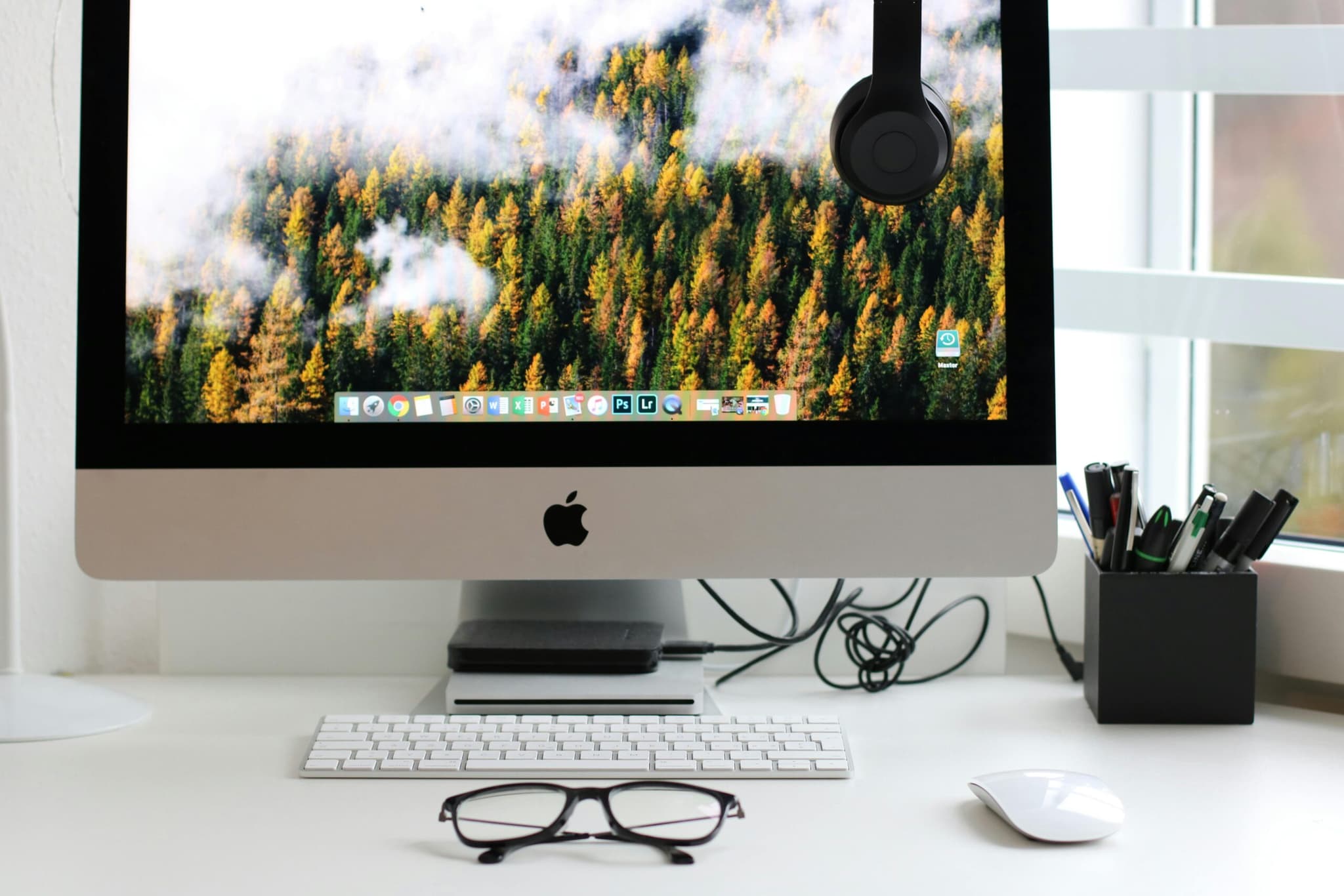 10 Awesome Ways to Customize Your Desktop Layout · Chewing IT